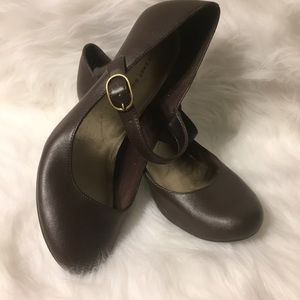 Brown Mary Jane Pumps